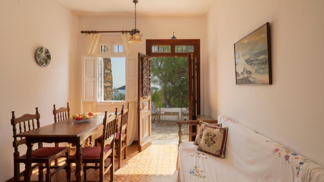 Ivi Beach Front Villa, Leros Vromolithos المظهر الخارجي الصورة